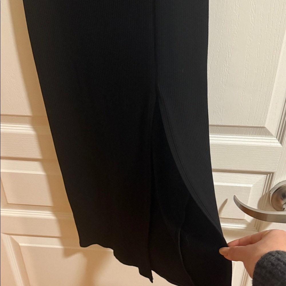 Reformation - Cassi Knit Dress - Black - Size M - Picture 4 of 7